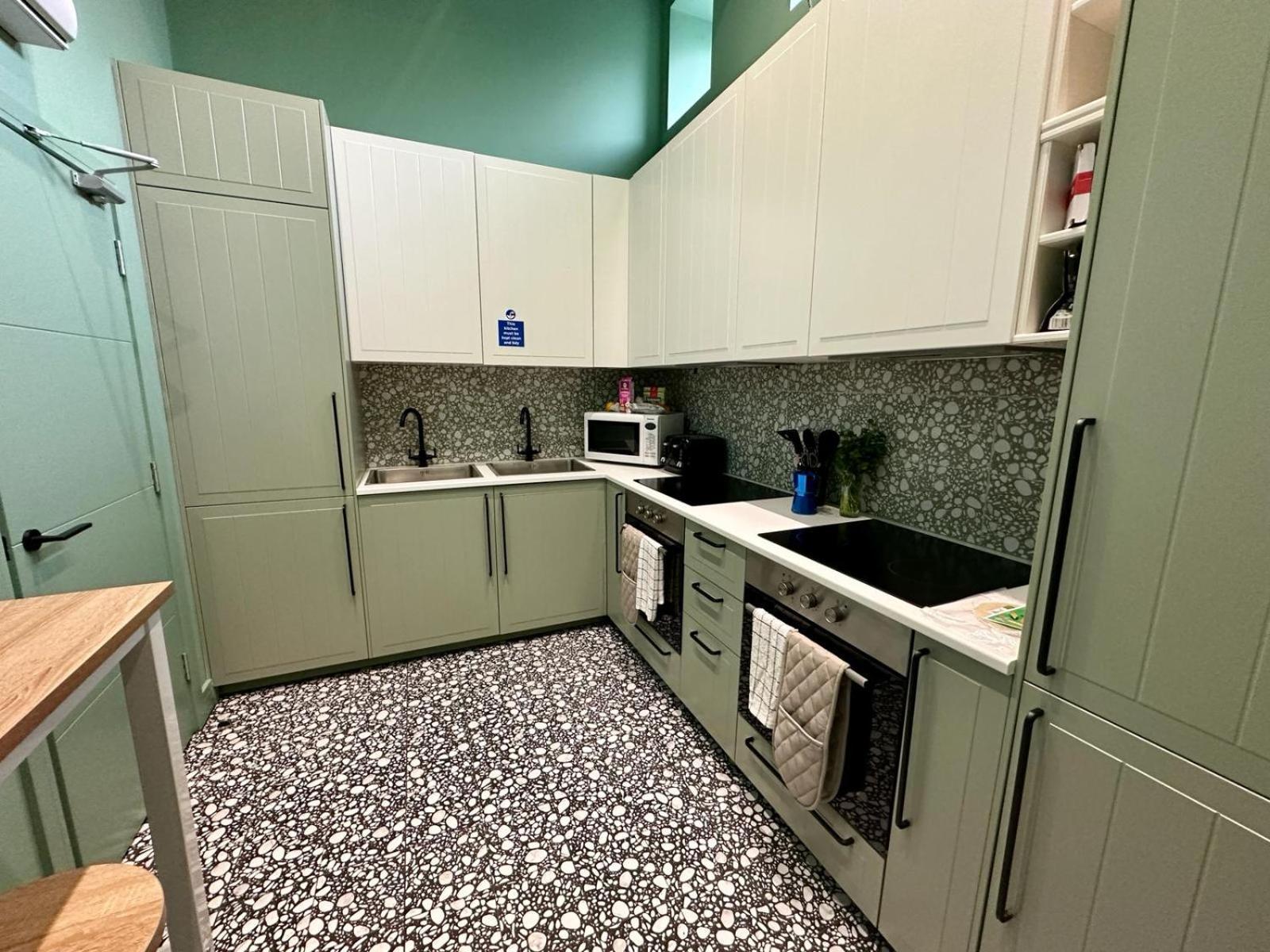 Cozy En-Suite Loft In Trendy Local 伦敦 外观 照片