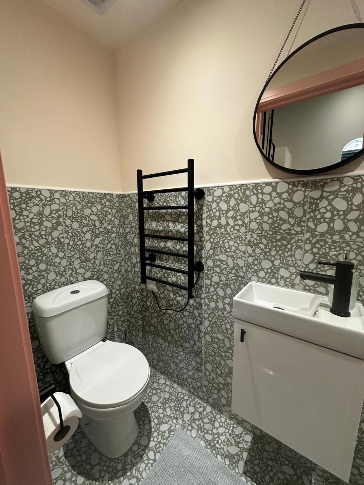 Cozy En-Suite Loft In Trendy Local 伦敦 外观 照片