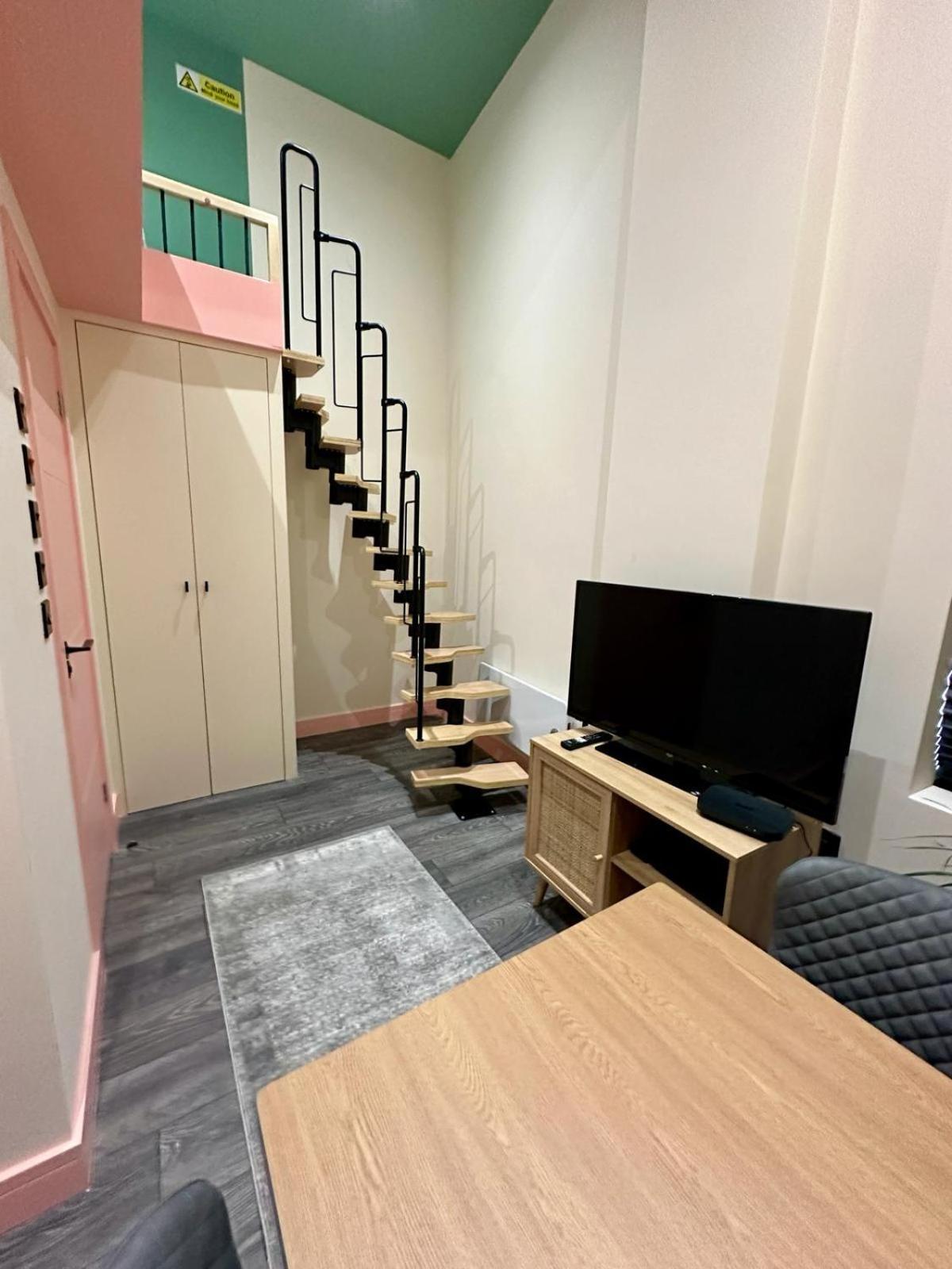 Cozy En-Suite Loft In Trendy Local 伦敦 外观 照片