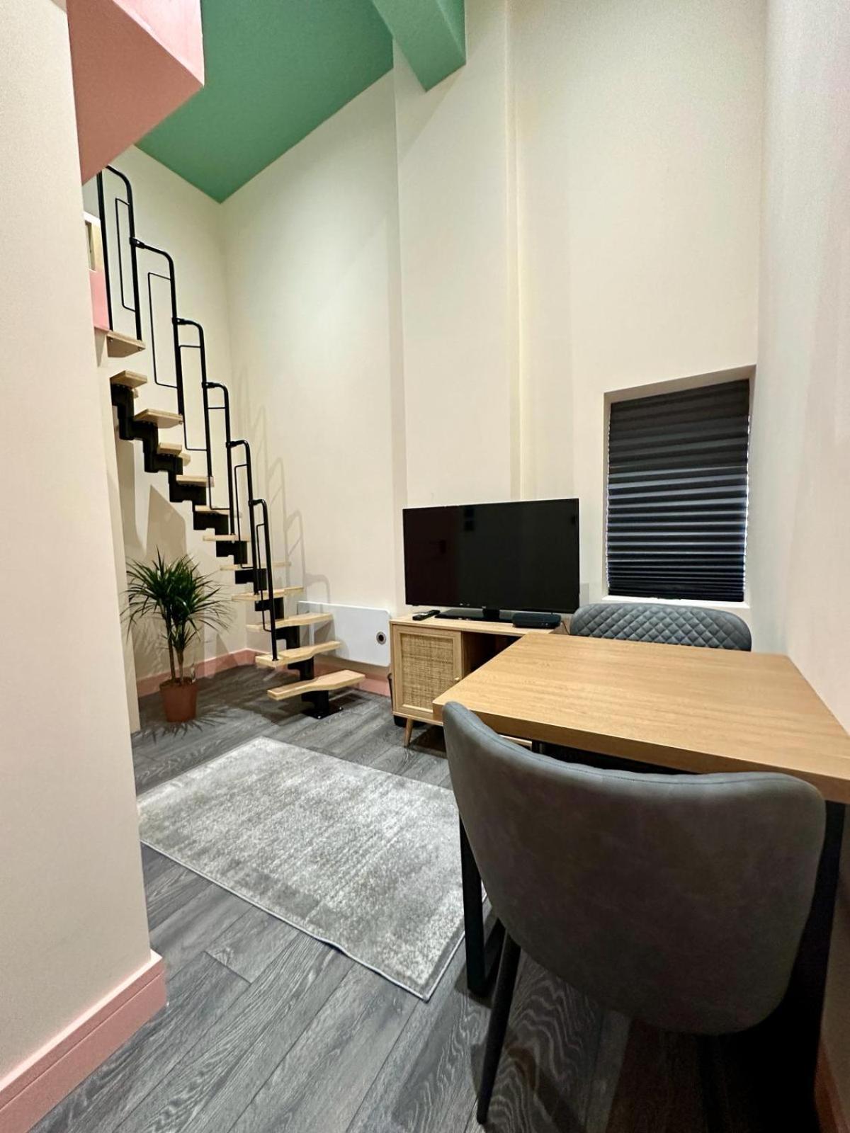 Cozy En-Suite Loft In Trendy Local 伦敦 外观 照片