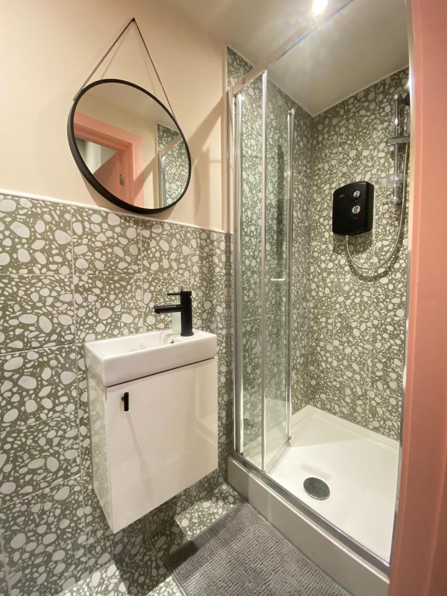 Cozy En-Suite Loft In Trendy Local 伦敦 外观 照片