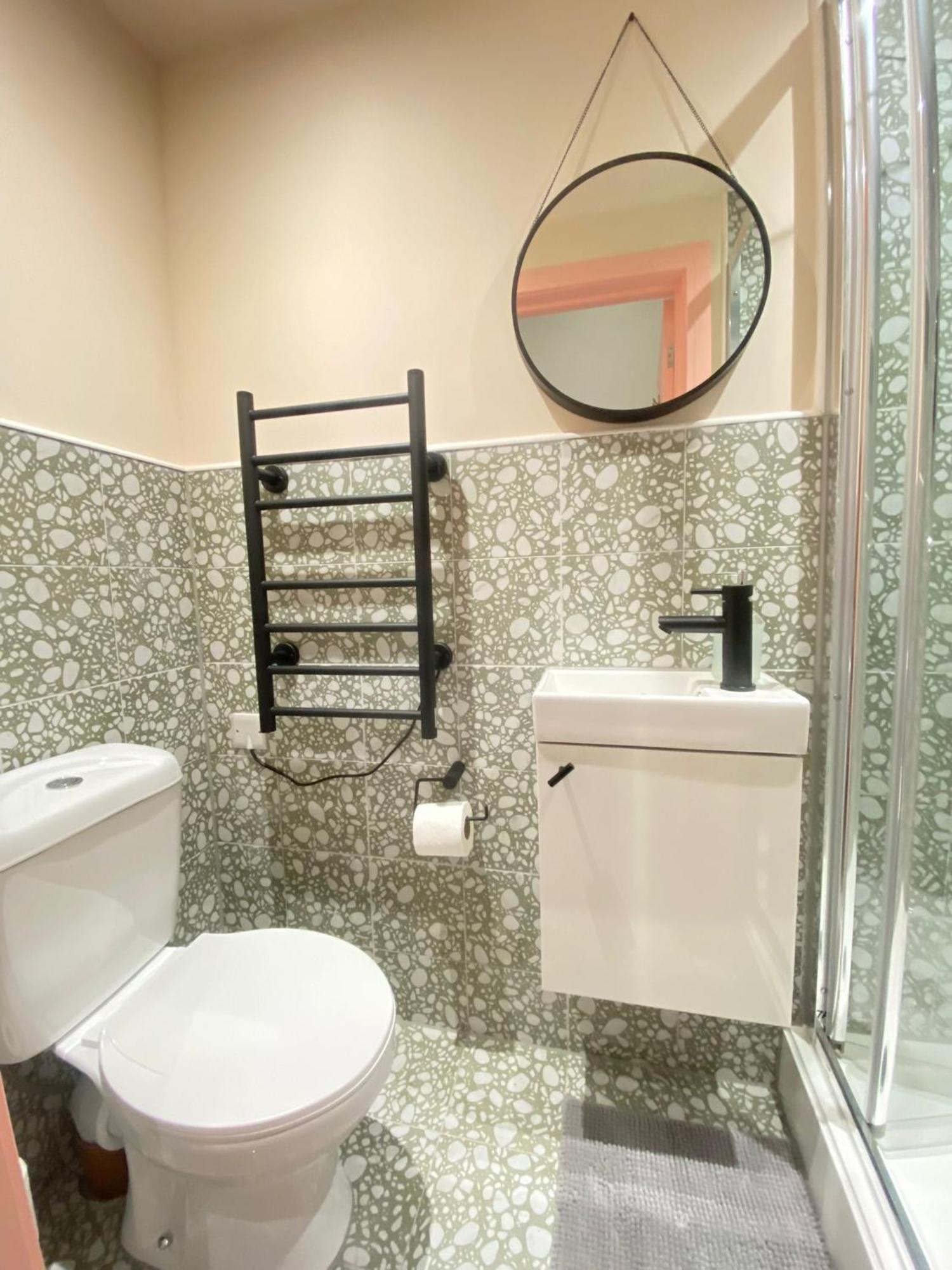 Cozy En-Suite Loft In Trendy Local 伦敦 外观 照片